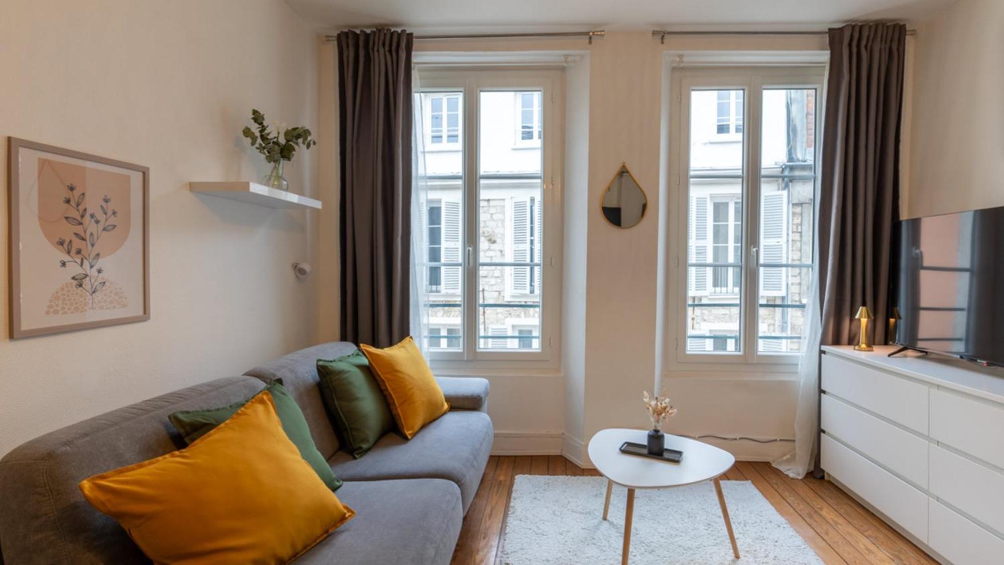 Coeur De Fontainebleau: Confort, Calme & Debit Appartement